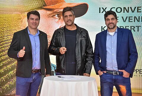 Koppert lança campanha para celebrar 10 anos no Brasil, com o cantor Léo Chaves