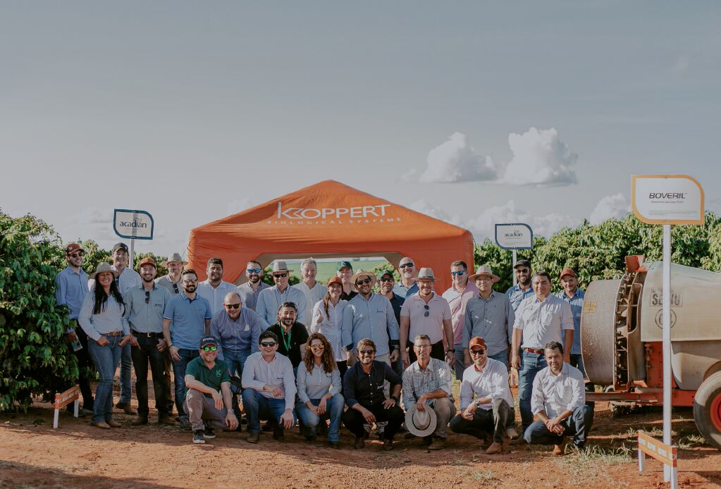 Colaboradores da Koppert de oito países conhecem tecnologias brasileiras